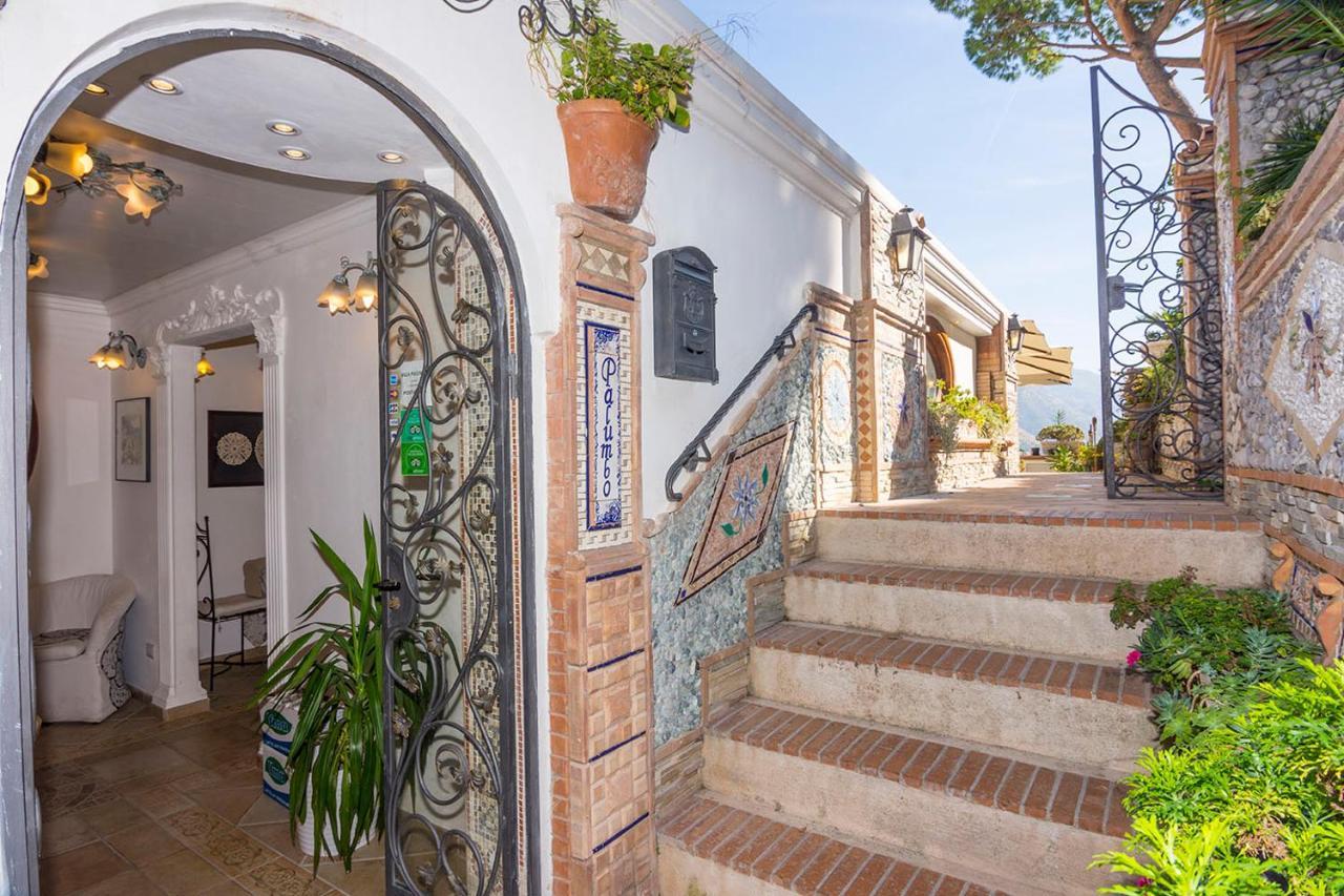 Positano Bb Acomodação com café da manhã Exterior foto