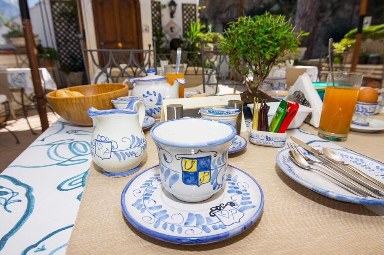 Positano Bb Acomodação com café da manhã Exterior foto